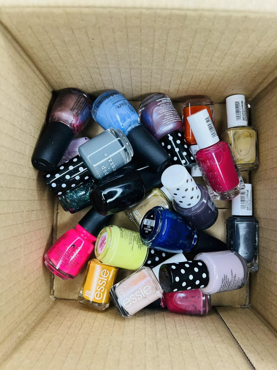 20 Piece Nail Polish different Color .